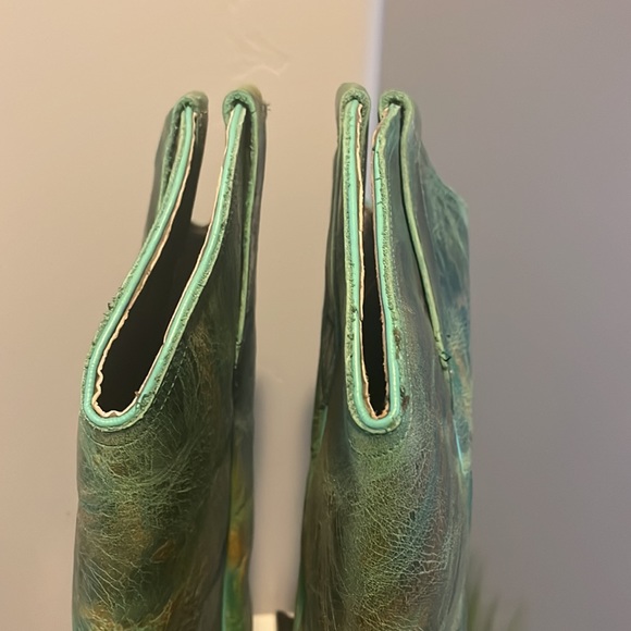 Vegabond Boot Co. The Kingman Turquoise Snip Toe Boot - Picture 9 of 17